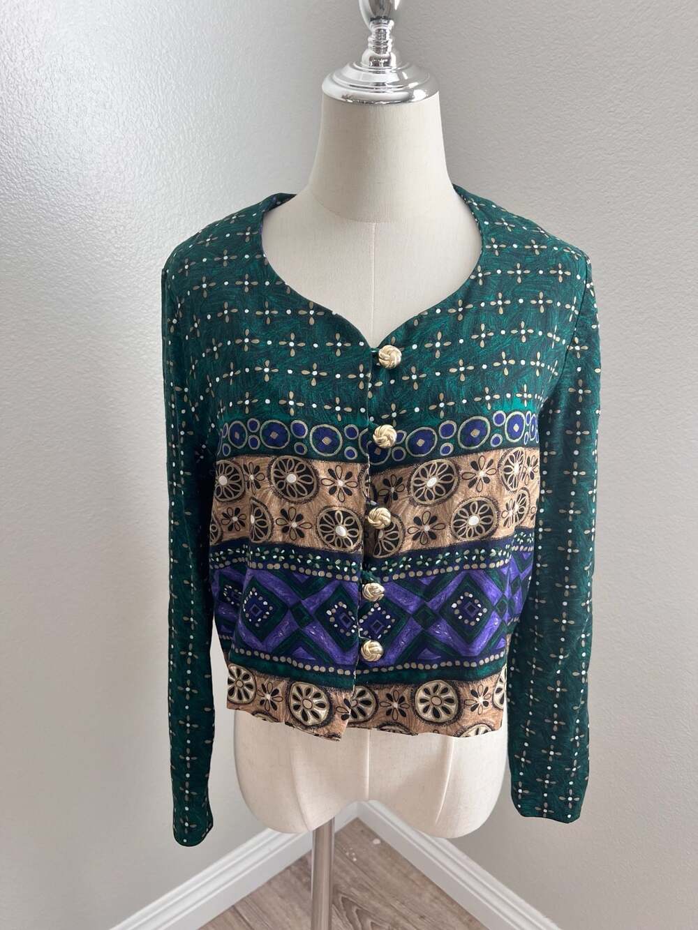 Jessica Howard Vintage Petite Rayon Print blouse Size  M Petite